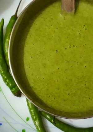 पुदीना की चटनी (pudina ki chutney recipe in Hindi) रेसिपी मुख्य फोटो