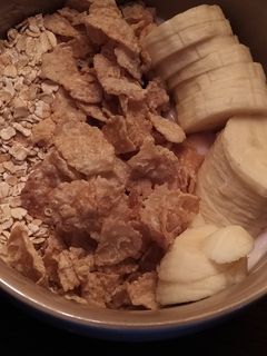 Una foto de Desayuno saludable🍌🥣