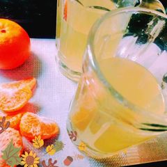 A picture of Orange tea.