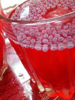 टेंडर कोकोनट और रोज कूलर (Tender coconut aur Rose cooler recipe in hindi) रेसिपी मुख्य फोटो