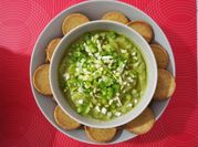 Una foto de guacamole para nachos