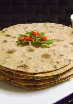 A picture of Masala Khakra.