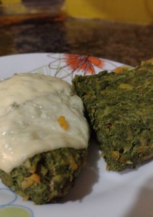 Una foto de Tortilla de acelga y verduras súper light