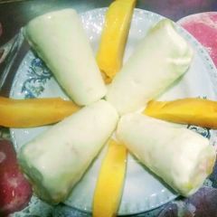 A picture of Mango Kulfi.