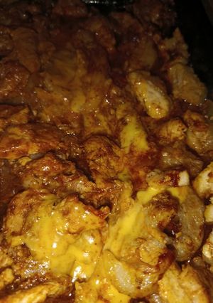 Una foto de Bondiola de cerdo al horno con cheddar y barbacoa