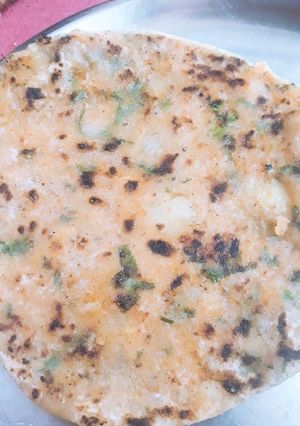 A picture of Aloo ka Parantha.