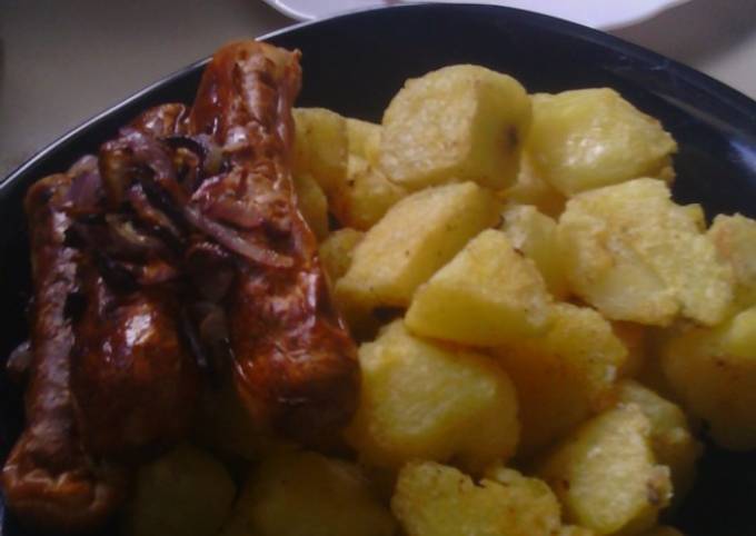 Easiest Way to Prepare Super Quick Homemade Baked Potatoes With Sausage and Caramelized Onions