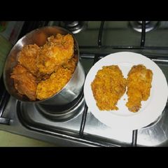 A picture of Fried chicken (KFC) style 🥰.