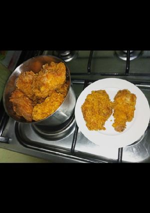 A picture of Fried chicken (KFC) style 🥰.