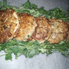 A picture of Alu tikki.