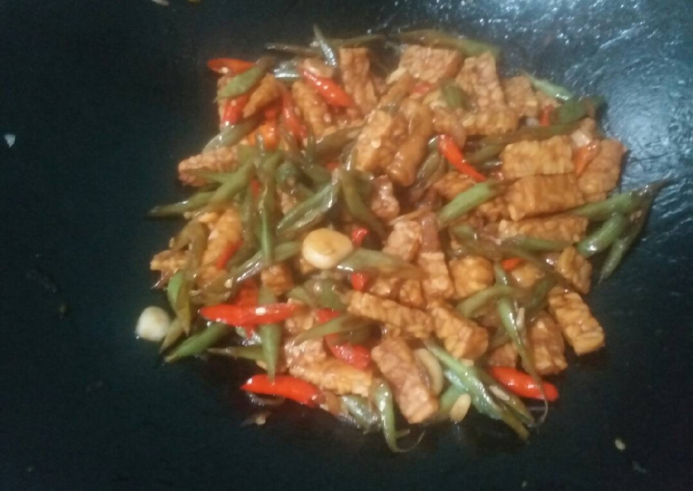 16. Tumis buncis tempe