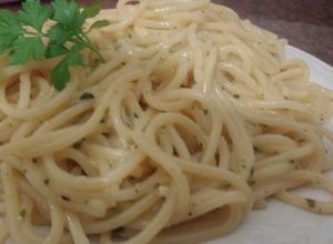 Una foto de Fideos a la Carbonara con un toque propio #RecetasConAmigos