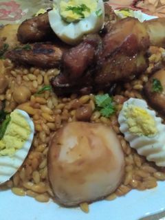 صورة لوصفة تليتلي بمرق أحمر بالدجاج👍😋
