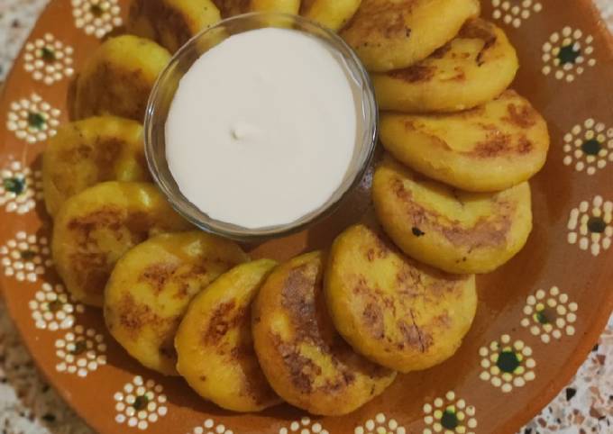 Tortitas de plátano macho Receta de Fatima Asinai Chávez Rojano- Cookpad