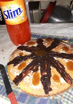 Une photo de Gateau d'anniversaire pour cookpad avec beaucoup de créativité