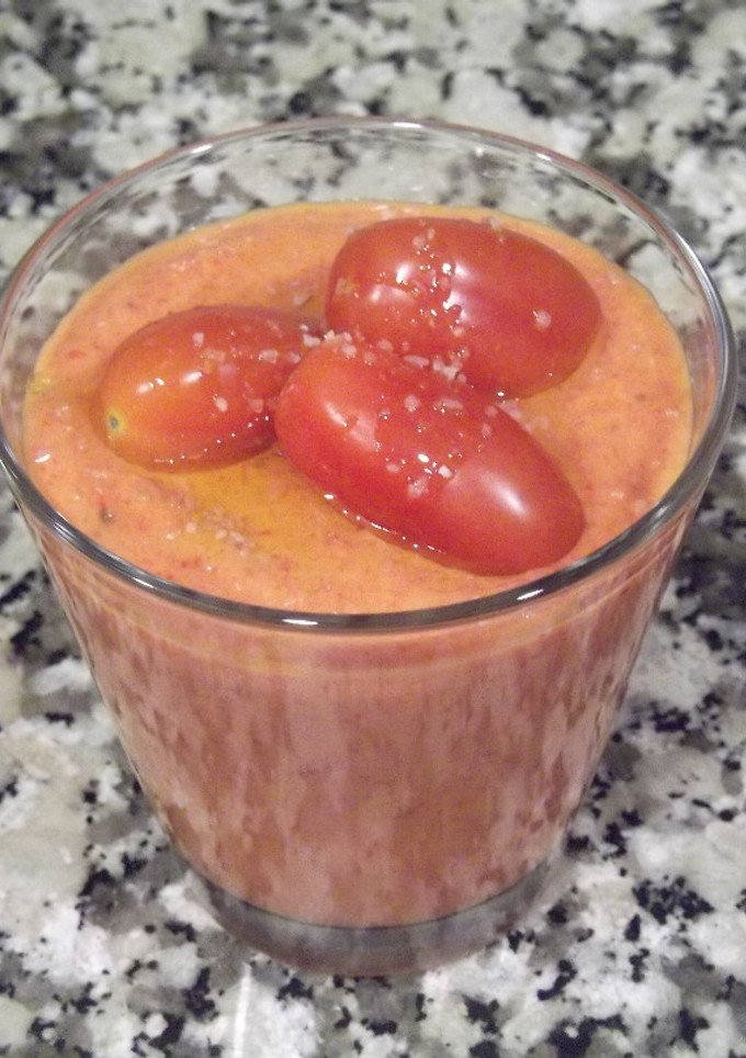 Una foto de Crema fría de verduras asadas