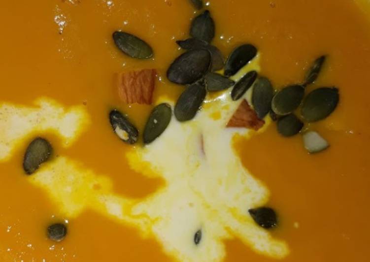 Simple Way to Make Favorite Carrot and ginger soup