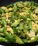 MƯỚP đắng xào trứng