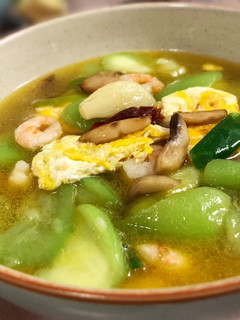 虾仁· 蘑菇·鸡蛋丝瓜卤(夏日厨房可口料理) 的食譜成品照片