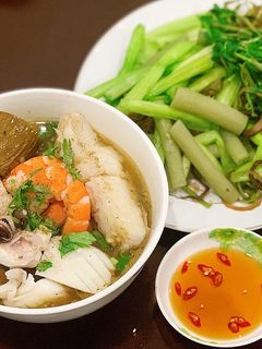 Hình của món Bún mắm.