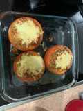 Tomate relleno de carne picada al horno