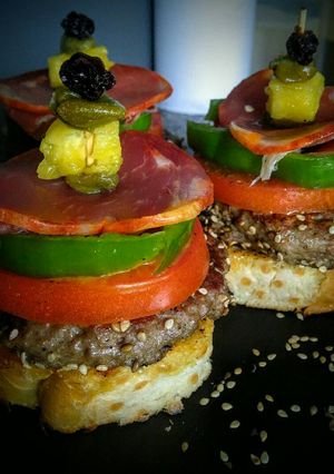 Una foto de Montaditos a la Navarra para picar