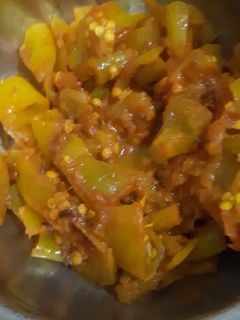 मिर्च टमाटर की चटनी (mirch tamatar ki chutney recipe in Hindi) रेसिपी मुख्य फोटो