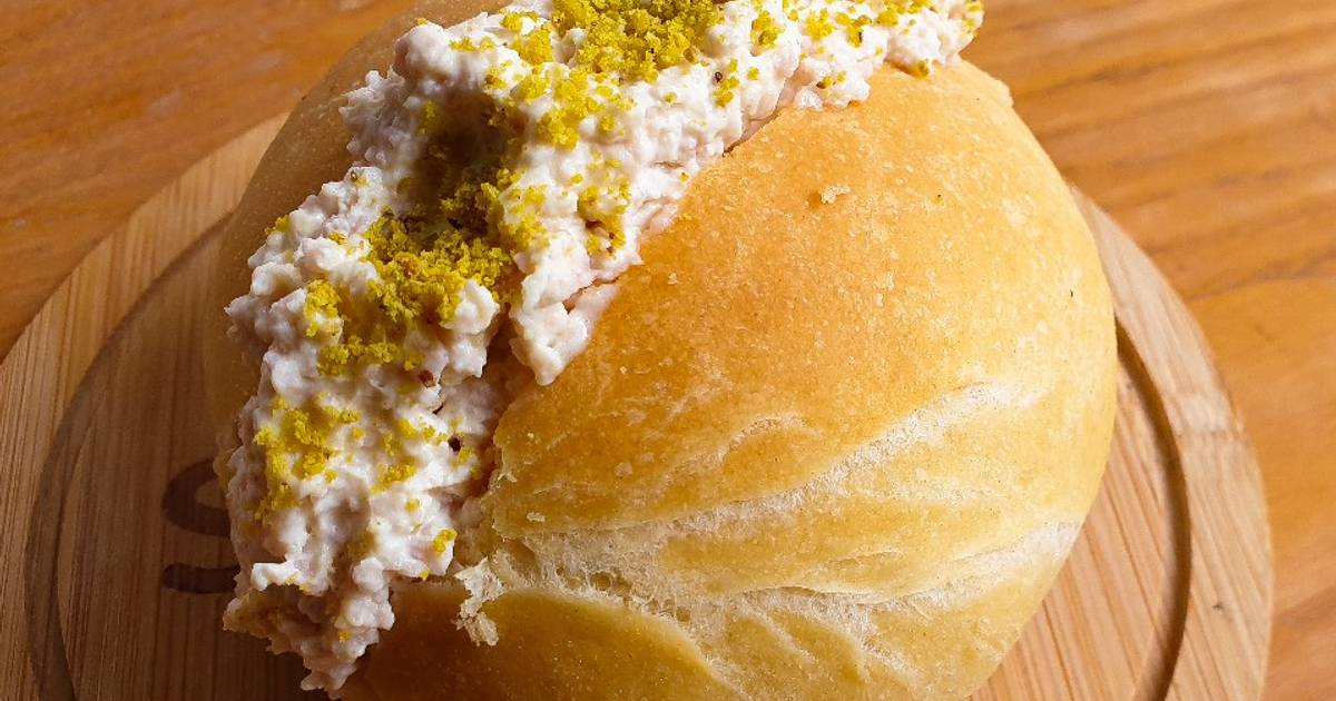 Ricetta Maritozzi salati con mousse di mortadella e pistacchio di