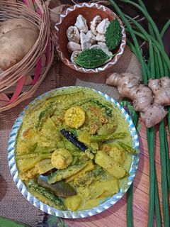 উচ্ছে দুধ শুক্তো(uche dudh sukto recipe in bengali) রেসিপির প্রধান ছবি