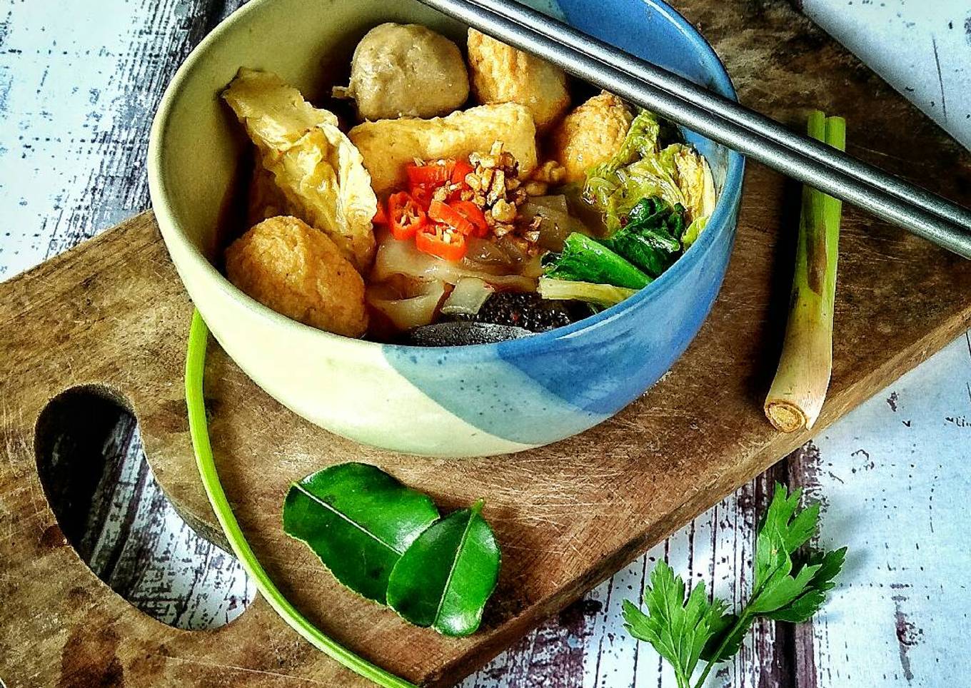 #11_Steamboat Kuah Tomyum