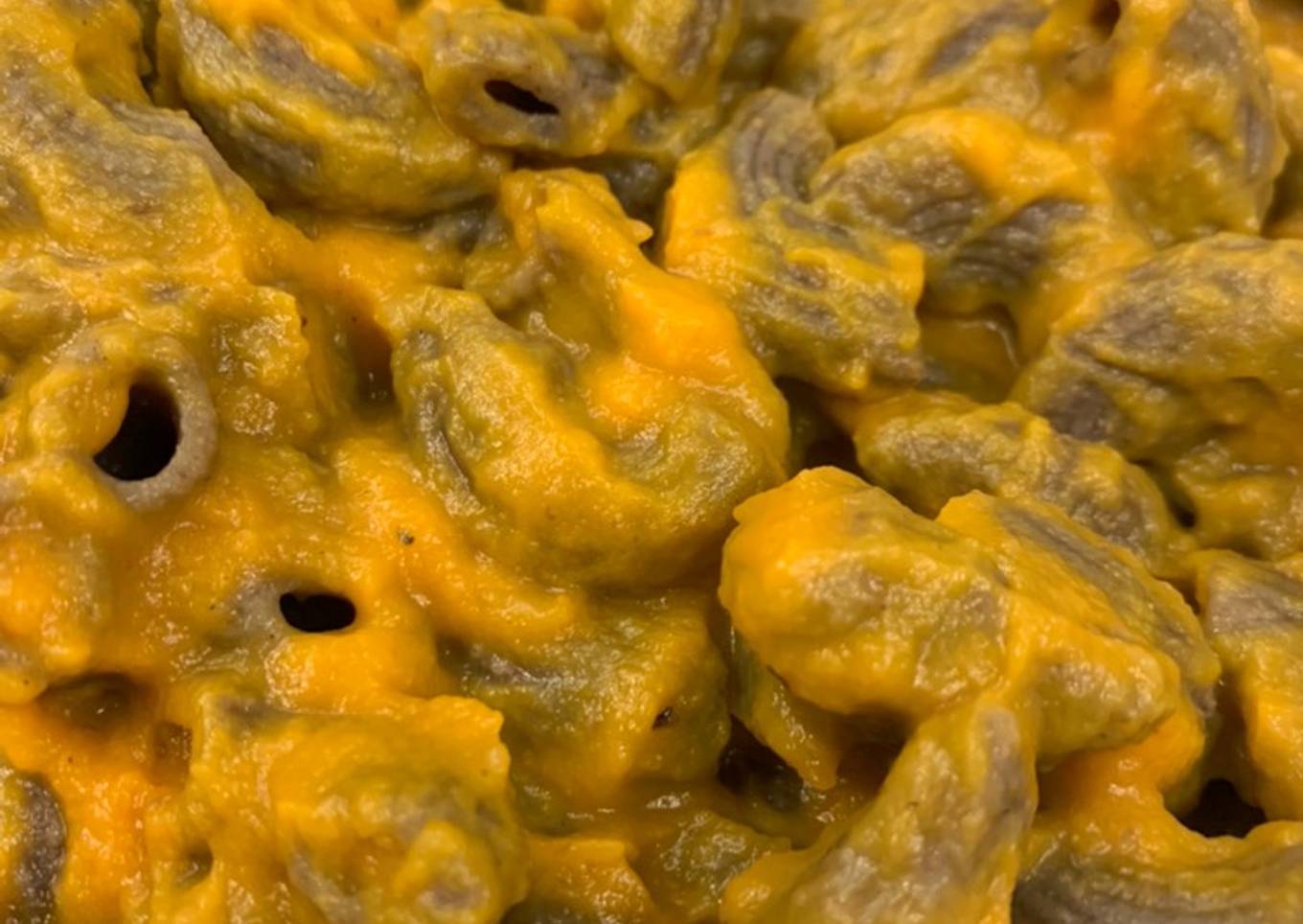 Fideos de lentejas con salsa de calabaza
