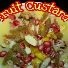 A picture of Fruit Custard.