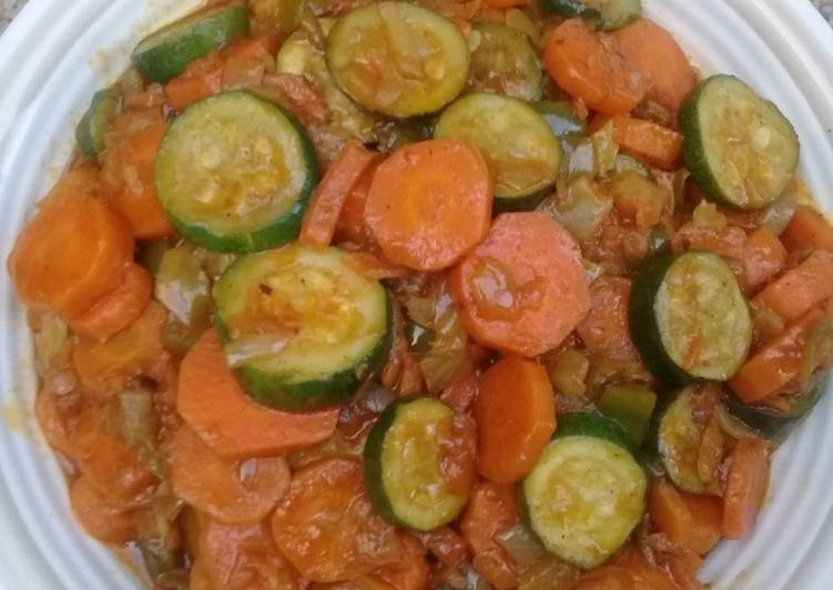 Step-by-Step Guide to Make Ultimate Baby marrow and carrot salad
