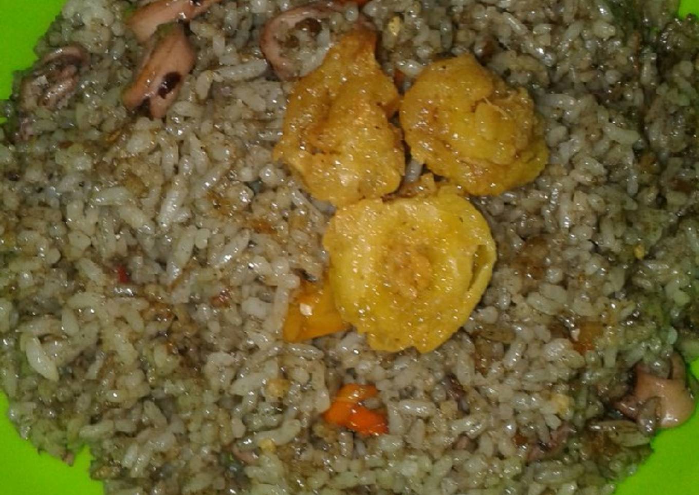 Nasi Goreng Kumi Hitam