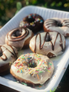 A picture of 🍩 Donut.