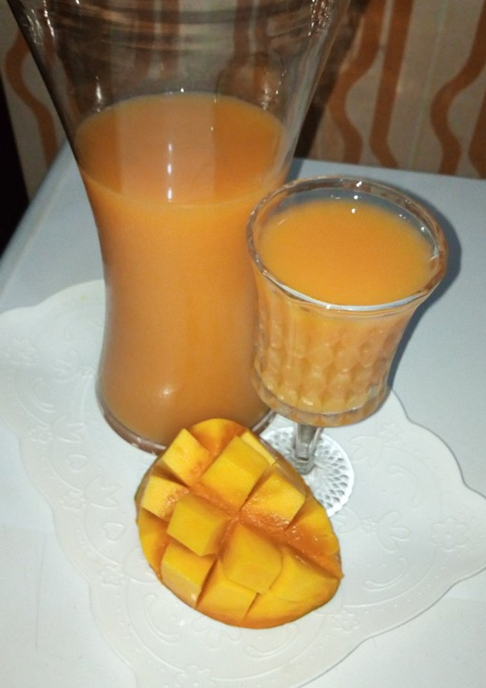 A picture of Mango guava juice.