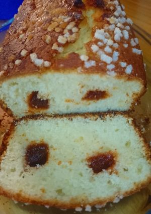 Una foto de Budín de limón con sorpresa de membrillo(sin manteca)