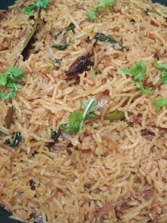 பீட்ரூட் புலாவ் (Beetroot Pulav) செய்முறை முக்கிய புகைப்படம்