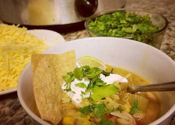 Popular Recipe Fall into White Bean Chicken Chili Delicious Nutritious
