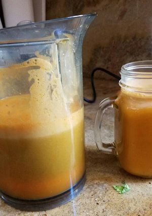A picture of My favorite morning juice.