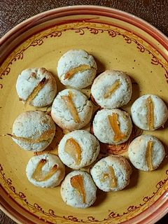 Una foto de Panellets de Cítricos