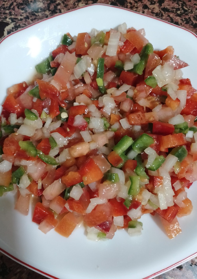 Una foto de Trempó con pimiento rojo