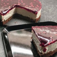 A picture of Pomegranate Cheesecake.