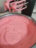 Helado de gelatina de fresa