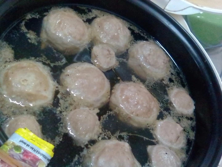Cara Gampang Menyiapkan Resep Kuah bakso aroma yang Bikin Ngiler Anti Ribet, Lezat Sekali