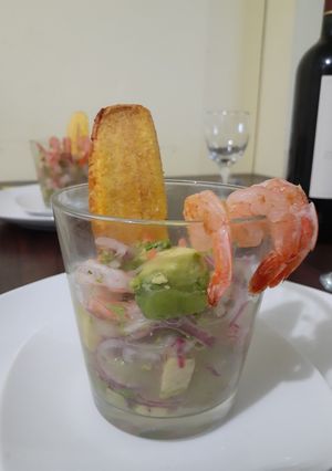 Una foto de Ceviche de camarón