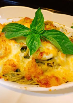 青醬海鮮義大利麵 的食譜成品照片