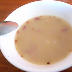 A picture of Onion and Potato soup.