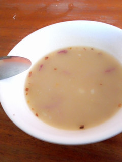 A picture of Onion and Potato soup.