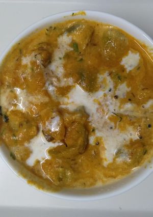 जैन शाही परवल आलू (Jain shahi parwal aloo recipe in hindi) रेसिपी मुख्य फोटो